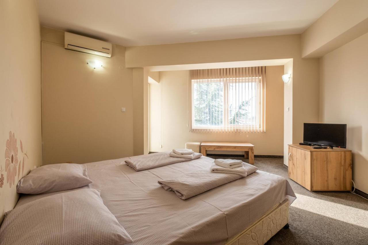 Julia Rooms Sofia Exterior photo