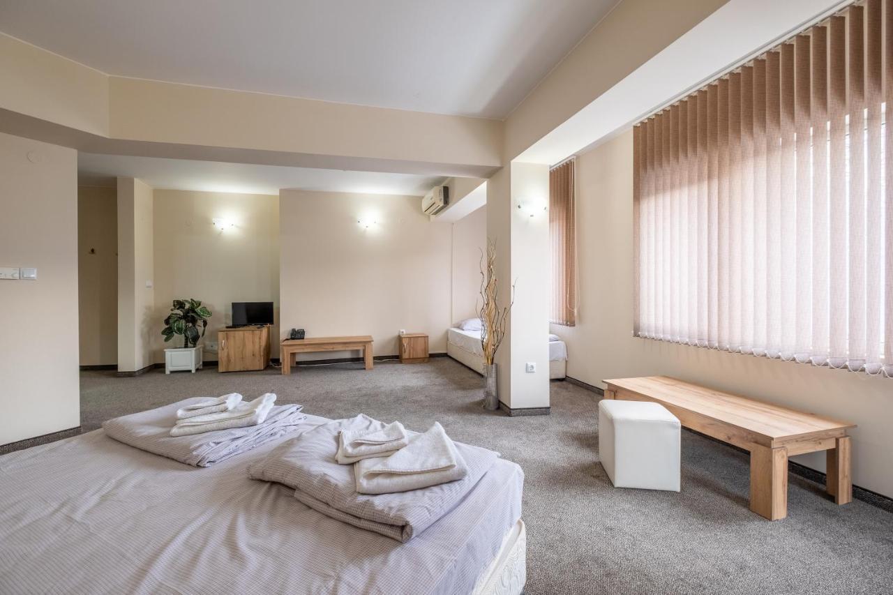 Julia Rooms Sofia Exterior photo